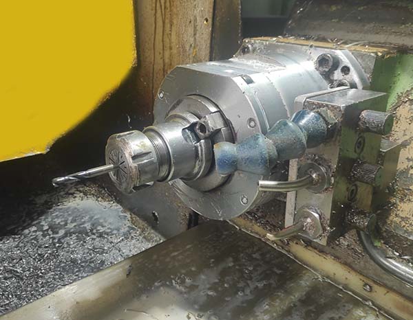 Фото пятикоординатного фрезерного верстата МС032